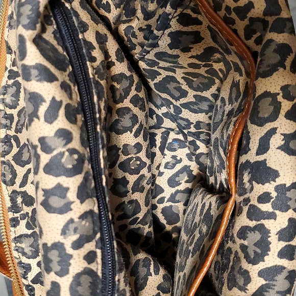 Handbag - Picture 3 of 3